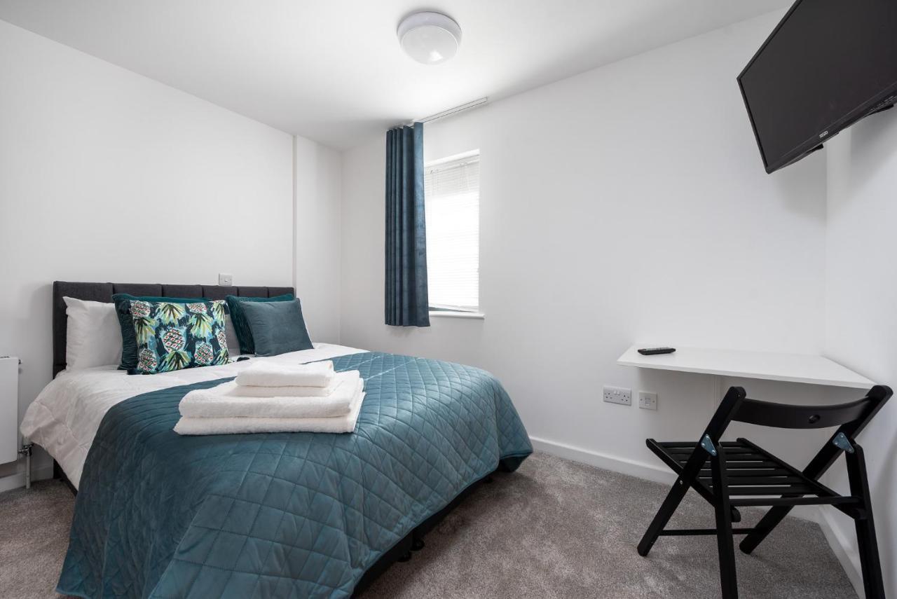 Queen'S Drive Aparthotel Лондон Экстерьер фото